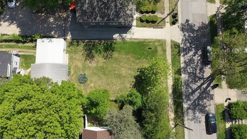 909 24th St, Des Moines, IA, 50312-4812 | Card Image