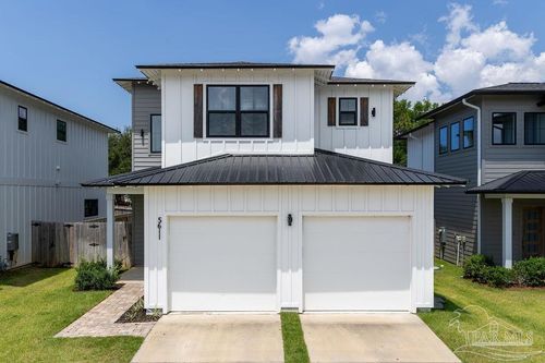 5611 Trout Ln, Pensacola, FL, 32507-8815 | Card Image