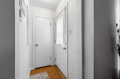 14839 Lawndale Ave, Midlothian, IL, 60445-3561 | Card Image