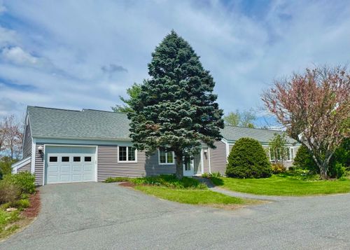 136 Hilltop Pl, New London, NH, 03257-5412 | Card Image
