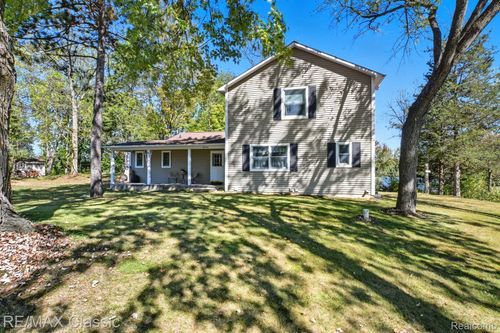 8791 Fairway Dr, Gregory, MI, 48137-9656 | Card Image