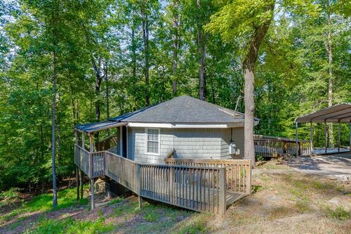 6440 Dogwood Way, Gainesville, GA, 30506-6026 | Card Image