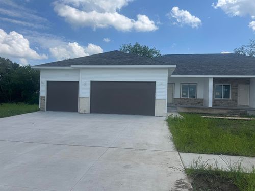 8107 Kallum Dr, Lincoln, NE, 68516 | Card Image