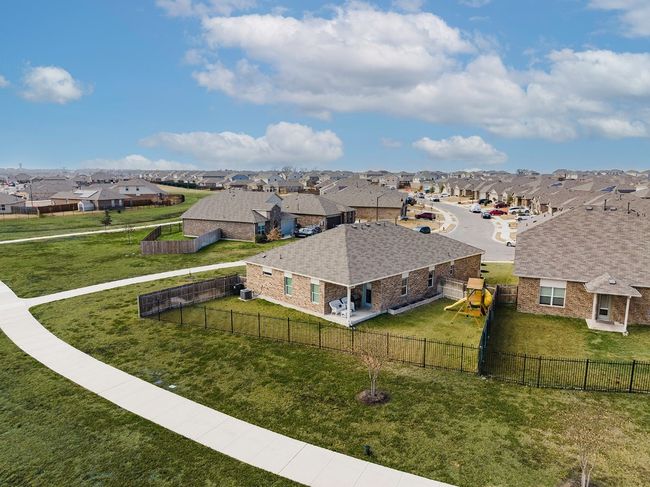 208 Shiner Ln, House other with 4 bedrooms, 2 bathrooms and 2 parking in Georgetown TX | Image 20
