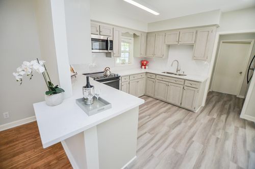 1613 Mulcahy St, Rosenberg, TX, 77471-3341 | Card Image