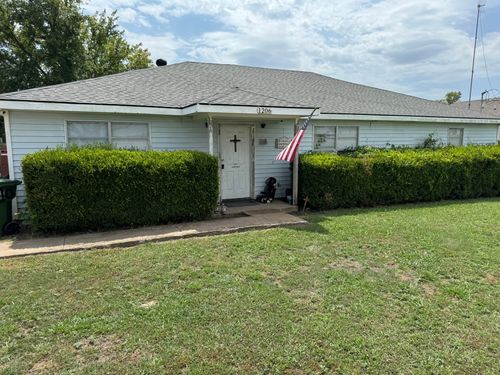 1206 E Fm 902, Howe, TX, 75459-3578 | Card Image