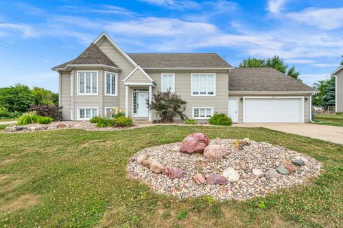 2801 Chaplin Dr, Milford, IA, 51351-7006 | Card Image