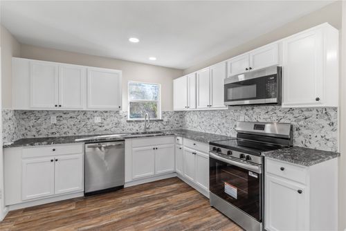 4713 Nolan St, Fort Worth, TX, 76119-4825 | Card Image