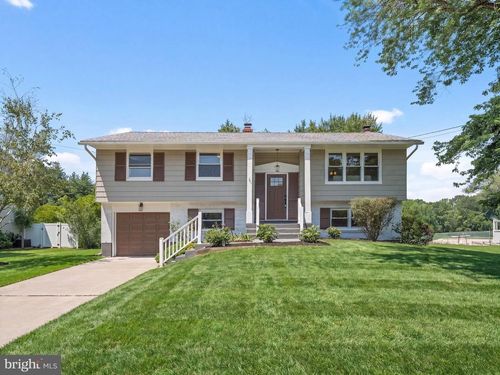 323 Brandywine Drive, MARLTON, NJ, 08053 | Card Image