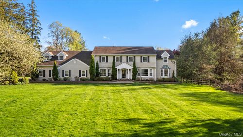1 Redbrooke Pl, North Castle, NY, 10504-2514 | Card Image
