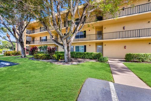 102-1086 Forest Lakes Dr, Naples, FL, 34105-2235 | Card Image