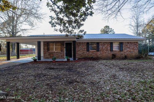 816 Ne Boling Street, Magee, MS, 39111 | Card Image