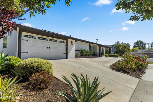 984 Harris Ct, Thousand Oaks, CA, 91362-2307 | Card Image