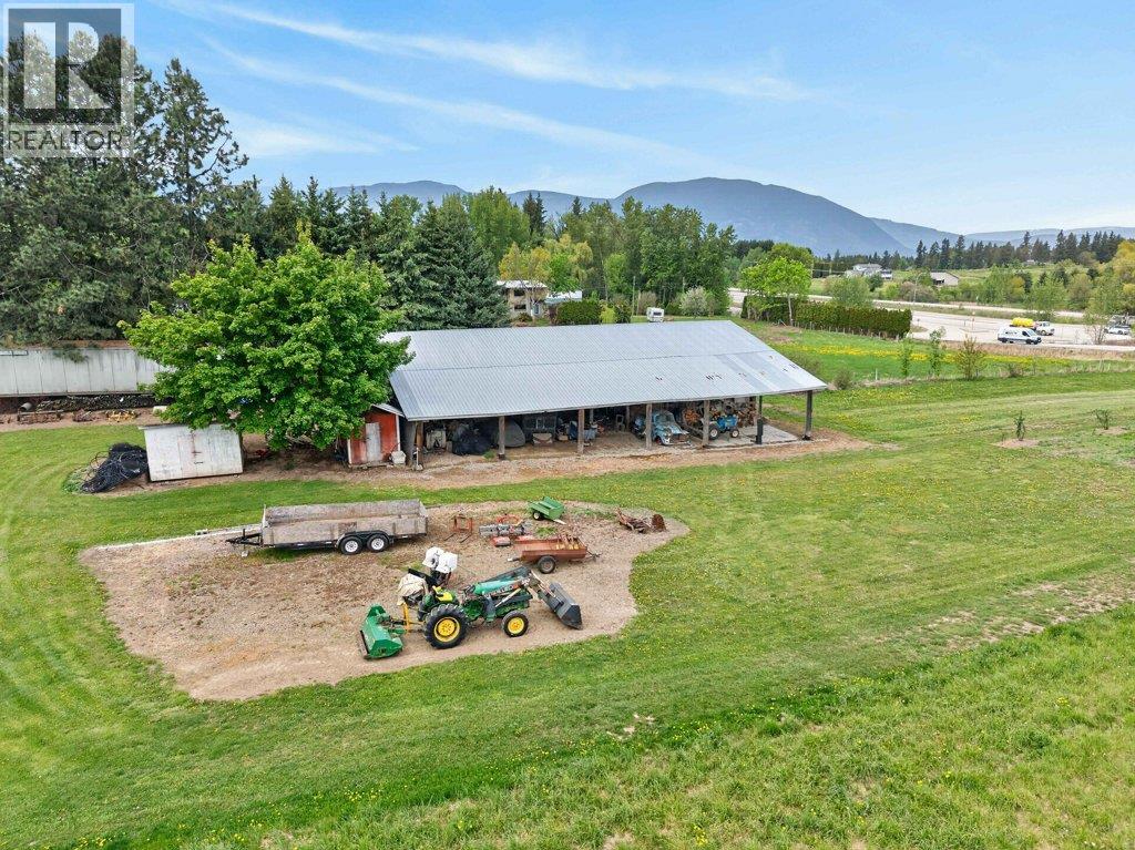 Residential in Salmon Arm 4
