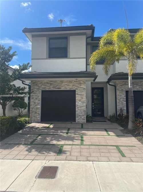 0-15846 Nw 91st Ct, Miami Lakes, FL, 33018-6361 | Card Image