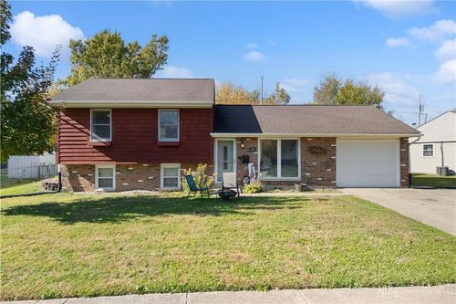 1866 Roxbury Dr, Xenia, OH, 45385-4933 | Card Image