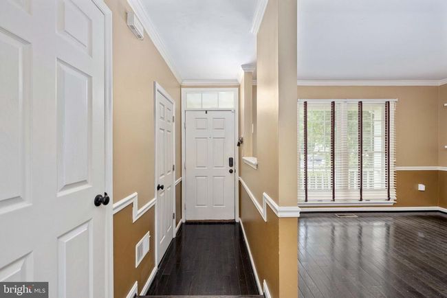 12329 Manchester Way, Townhouse with 3 bedrooms, 4 bathrooms and null parking in WOODBRIDGE VA | Image 7