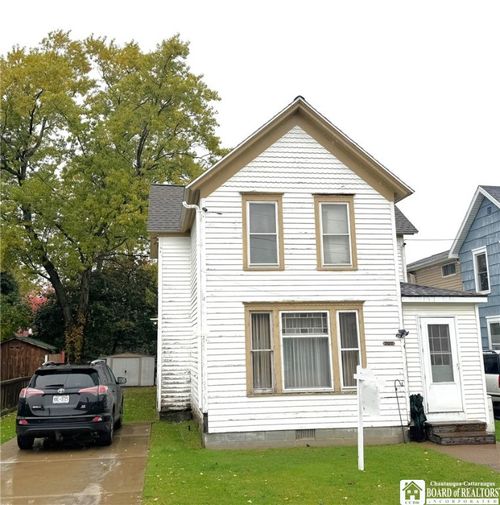707 Monroe St, Dunkirk, NY, 14048-2628 | Card Image