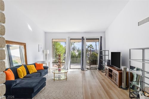 3173 Asoleado Cir, Las Vegas, NV, 89121-3822 | Card Image