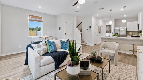5927 Manning Oaks St, Houston, TX, 77091 | Card Image