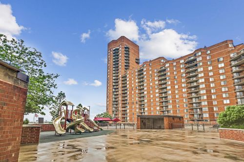 704 Harmon Cove Tower, Secaucus, NJ, 07094-1709 | Card Image