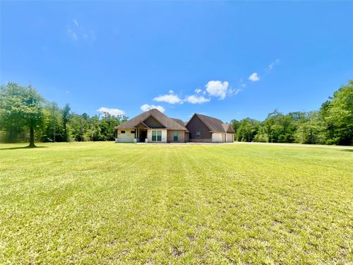 5584 W Grigsby Rd, Vidor, TX, 77662-2105 | Card Image