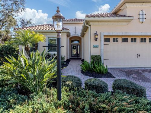 10907 Trophy Dr, ENGLEWOOD, FL, 34223-1911 | Card Image