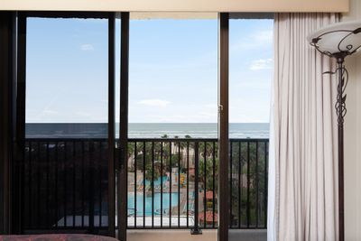 706 - 500 Padre Blvd., Condo with 2 bedrooms, 2 bathrooms and null parking in South Padre Island TX | Image 3