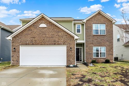 11905 Zander Dr, Indianapolis, IN, 46235-4218 | Card Image