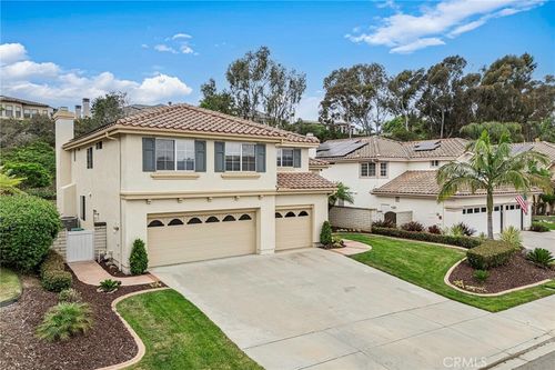 7004 Wildrose Ter, Carlsbad, CA, 92011-4009 | Card Image