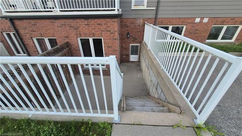 22-225 Riddell St, Woodstock, ON, N4S6N2 | Card Image