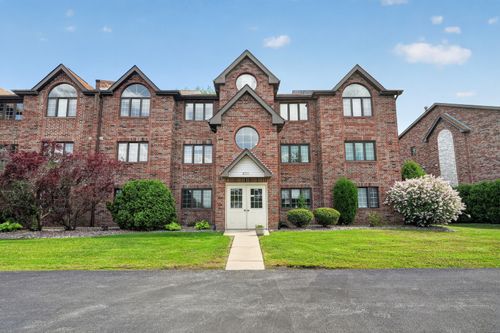 3b-8721 Waterfront Dr, Palos Hills, IL, 60465-3142 | Card Image