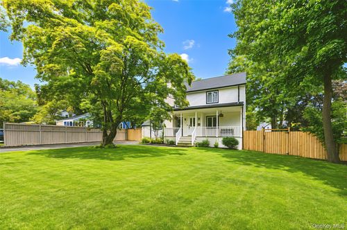 35 Grandview Ave, Nanuet, NY, 10954-2511 | Card Image