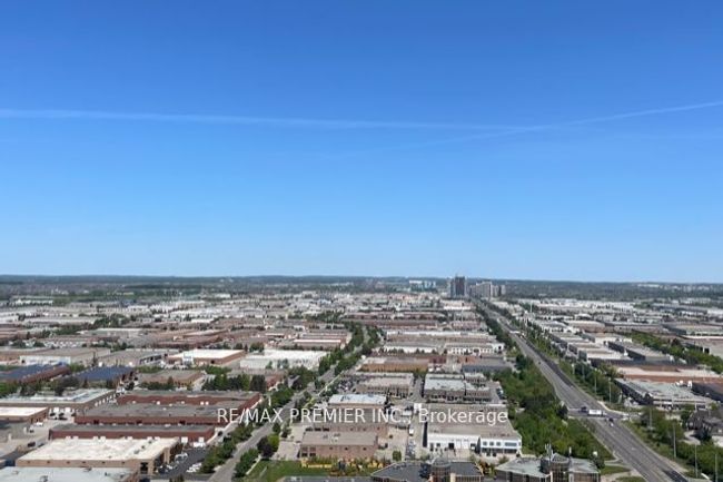 3303 - 1000 Portage Pky, Condo with 2 bedrooms, 2 bathrooms and 1 parking in Concord ON | Image 17