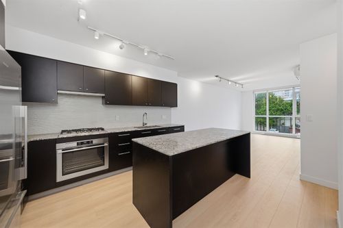 307-6180 Cooney Rd, Richmond, BC, V6Y0H2 | Card Image