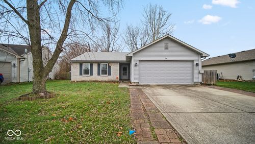 6369 River Valley Way, Indianapolis, IN, 46221 | Card Image