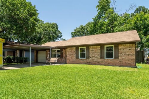 313 Ellen Dr, Deer Park, TX, 77536-3534 | Card Image