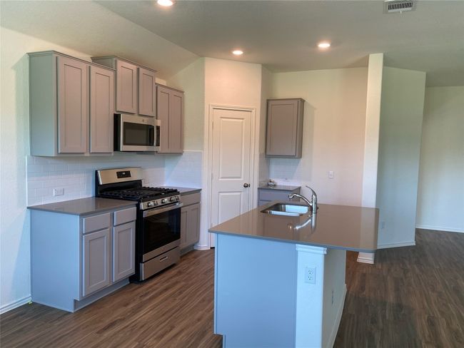 3444 Pauling Loop Road, House other with 3 bedrooms, 2 bathrooms and null parking in Round Rock TX | Image 7