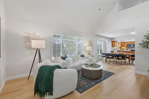 apt-b4-10090 Pasadena Ave, Cupertino, CA, 95014-5939 | Card Image