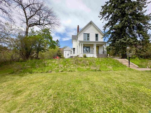 27 S 21st Ave E, Duluth, MN, 55812-2103 | Card Image