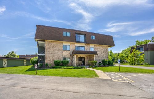 c-11136 Center Rd, Palos Hills, IL, 60465-2161 | Card Image