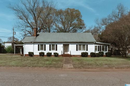 304 Cedar St, Talladega, AL, 35160-2711 | Card Image
