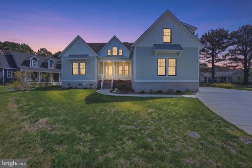 8 Seay Ct, Cape Charles, VA, 23310-2394 | Card Image