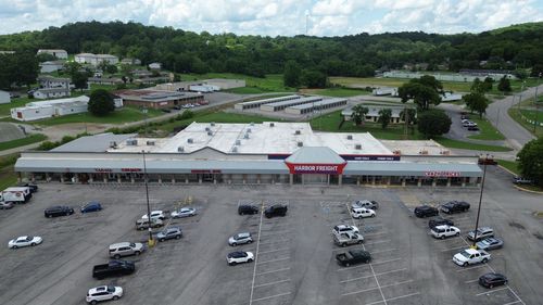 814 W College St, Pulaski, TN, 38478-3627 | Card Image