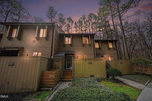 apt-d-201 Estes Drive Ext, Carrboro, NC, 27510-1462 | Card Image
