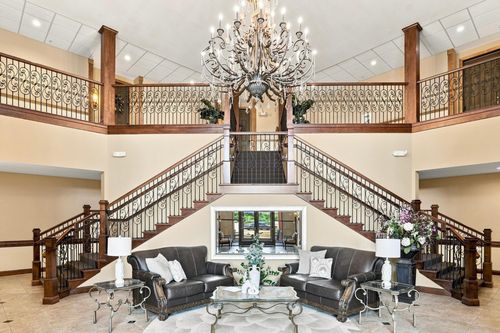 323-150 E Travelers Trl, Burnsville, MN, 55337-6941 | Card Image