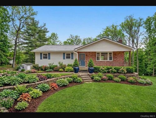 36 Sands Point Rd, Washingtonville, NY, 10992-2016 | Card Image