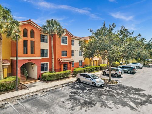 7302-6768 Heritage Grande, Boynton Beach, FL, 33437-7934 | Card Image