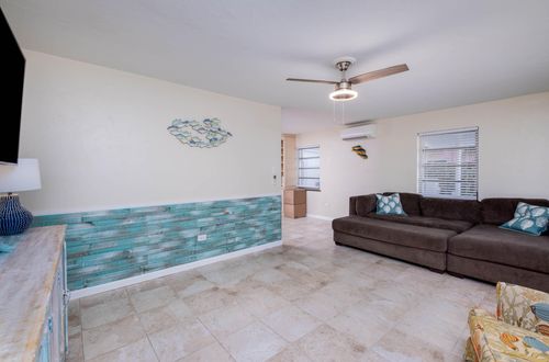 11231 2nd Avenue Ocean, Marathon, FL, 33050-3409 | Card Image