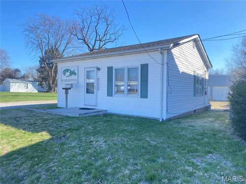 1507 N Illinois St, Swansea, IL, 62226-3914 | Card Image